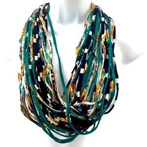 Dona Bela Shreds Shred Lite upcycled fabric necklace scarf boho jewelry NEW NWOT
